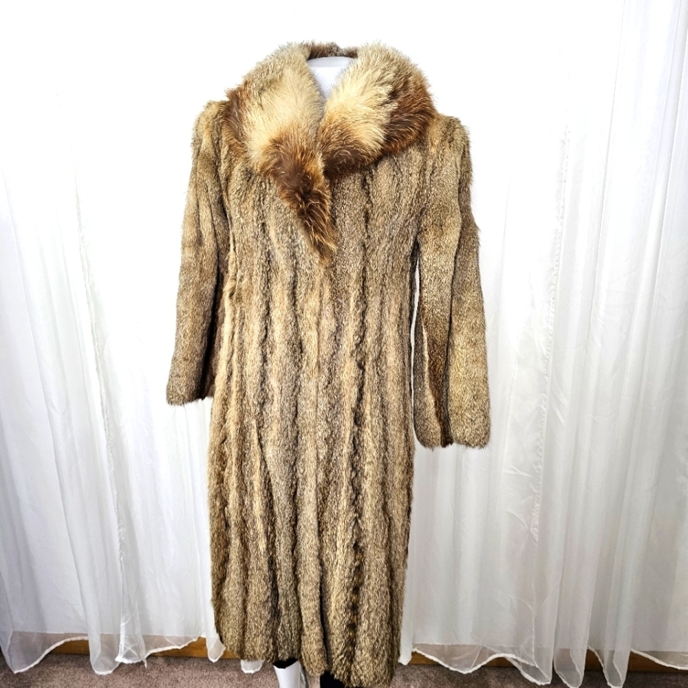 Real Fur Brown Tan Beaver Coat Fluffy Collar Glam